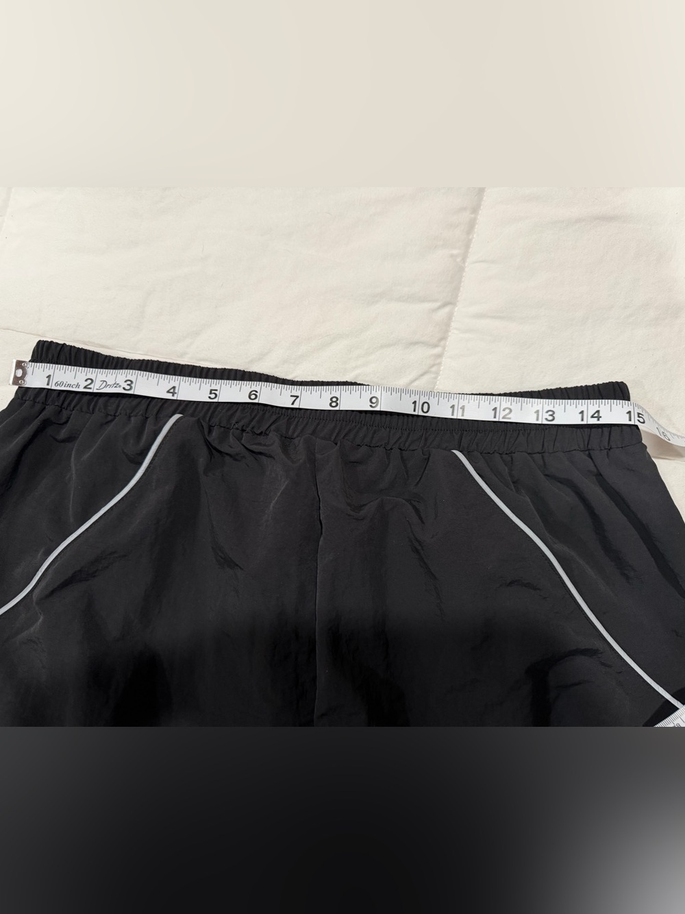 OQQ Black Wide-Leg Track Pants with Cinch Cuffs NWT - Picture 4 of 9